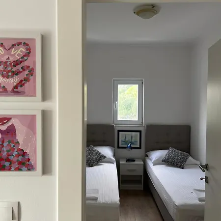 Bingo Apartment *